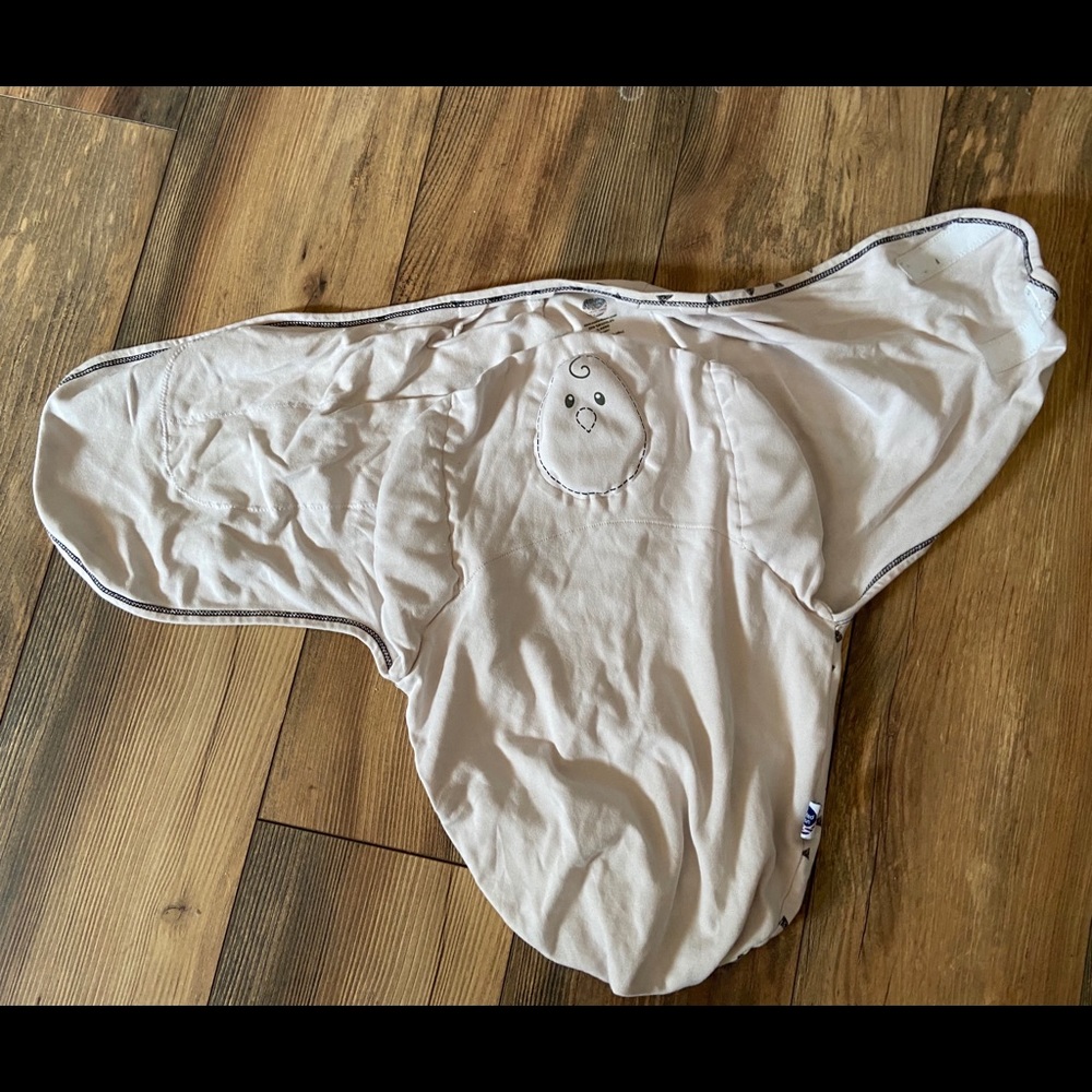 Nested bean swaddle